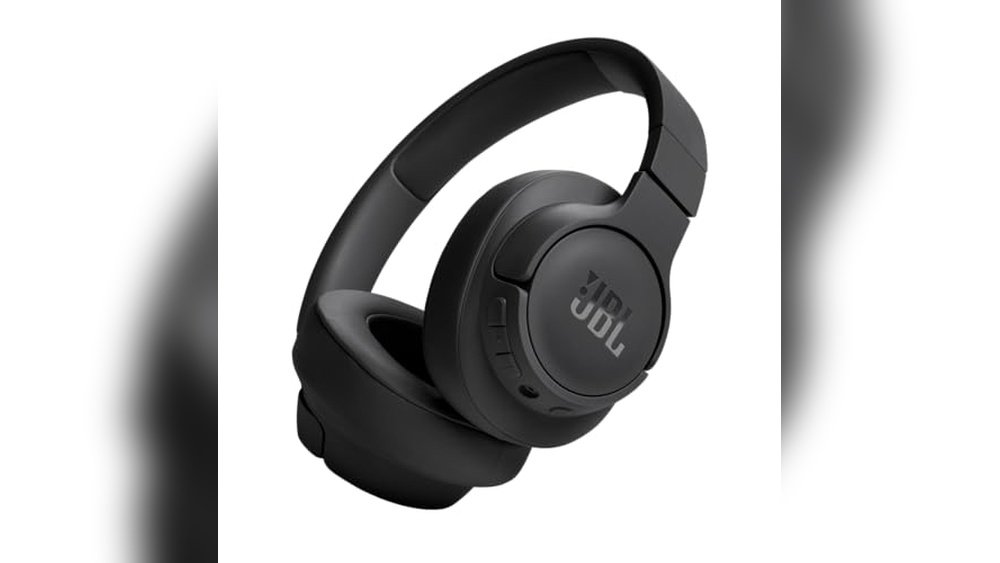 wireless headphones travel.jpg